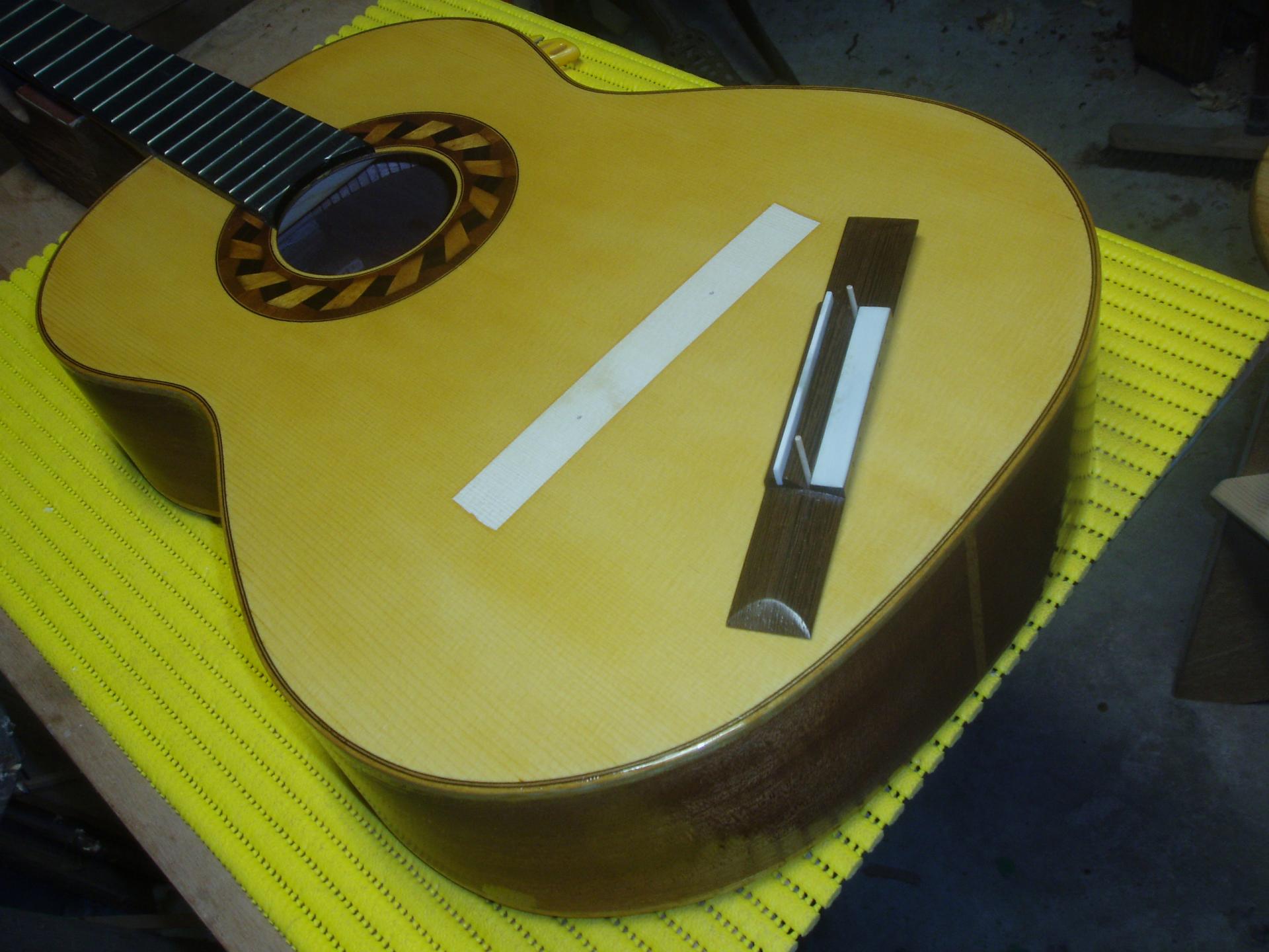 03 emplacement sans vernis pour le chevalet